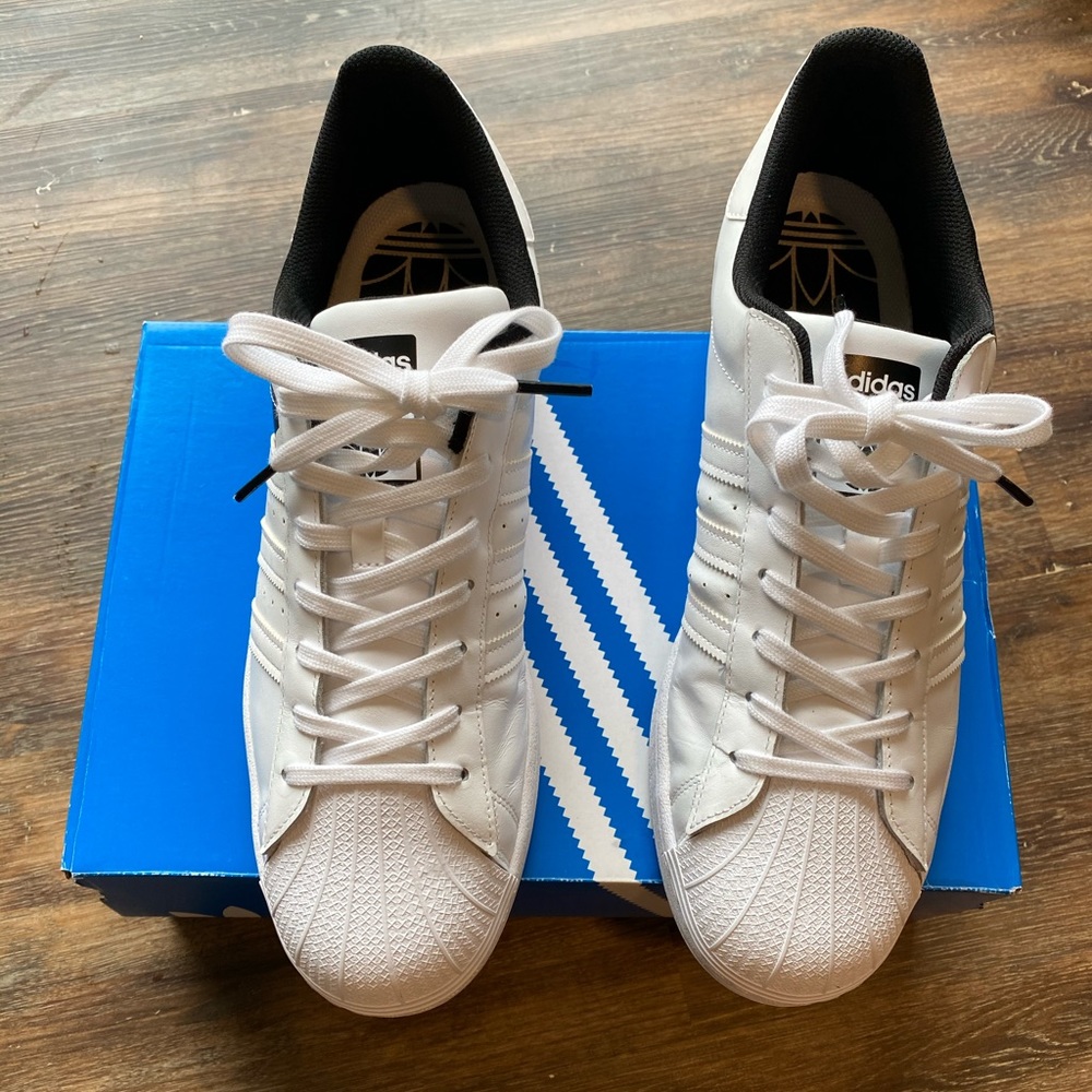 Adidas Shell Toes